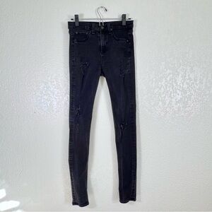Rag & Bone Women's Black skinny Jeans sz. 28